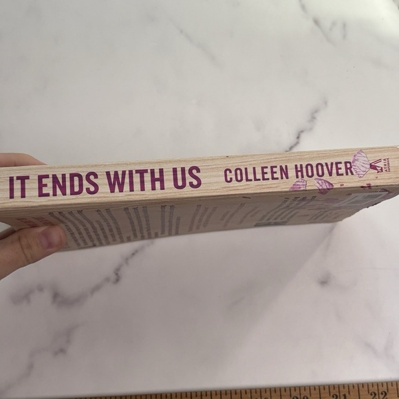 It Ends with Us by Colleen Hoover (2022, Trade Paperback) - Picture 7 of 9